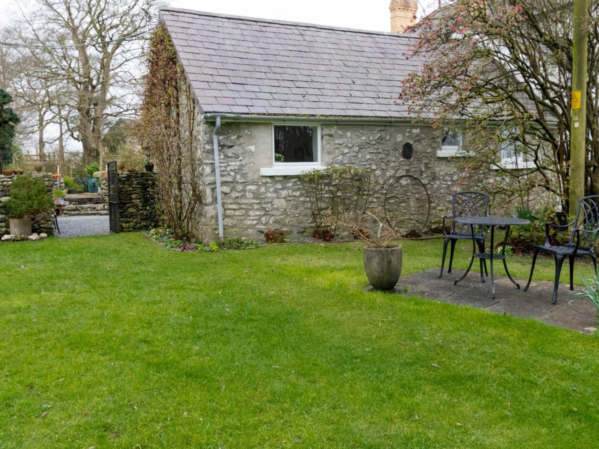 Secluded Holiday Home In Ceredigion With Garden Pennant  Exterior foto